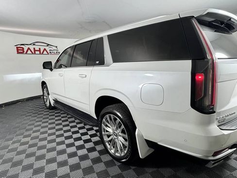 Used 2021 Cadillac Escalade ESV Premium Luxury AWD/4WD image 5