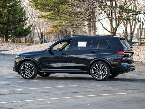 Certified 2025 BMW X7 M60i w/ Executive Package image 7
