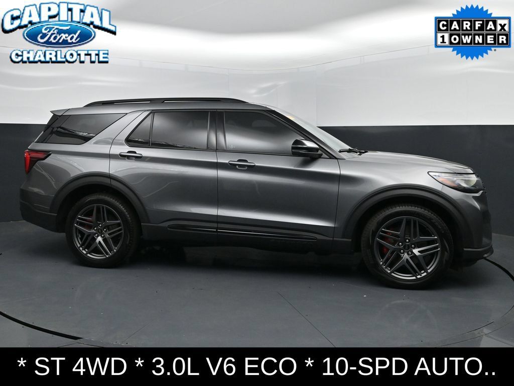 Used 2025 Ford Explorer ST AWD/4WD image 30