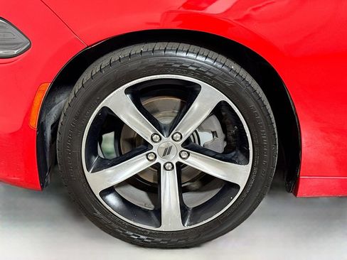 Used 2018 Dodge Charger SXT RWD image 27