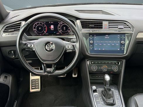 Used 2019 Volkswagen Tiguan SEL R-Line FWD image 29