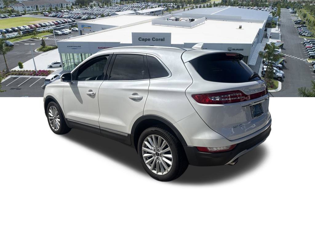 Used 2019 Lincoln MKC Premiere FWD image 4