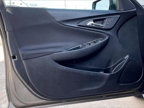 Used 2020 Chevrolet Malibu LT image 22