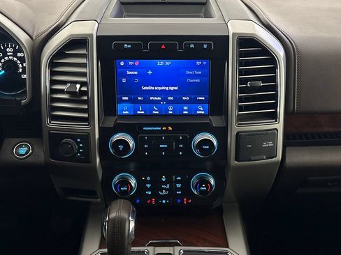Used 2020 Ford F150 King Ranch w/ Equipment Group 601A Luxury AWD/4WD image 22