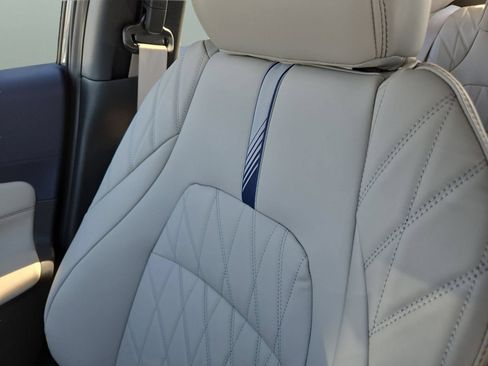 New 2026 Nissan Sentra SL w/ Floor Mat Package FWD image 38