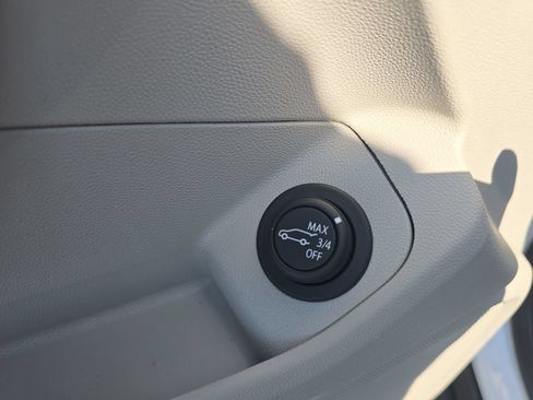 Used 2023 GMC Terrain Denali AWD/4WD image 28