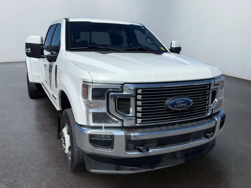 Used 2022 Ford F350 Lariat w/ Lariat Ultimate Package AWD/4WD image 7