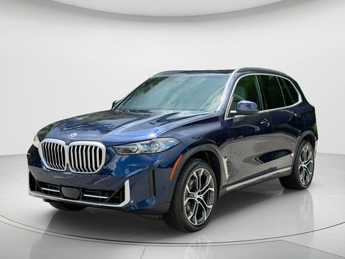 New 2026 BMW X5 xDrive40i AWD/4WD image 1