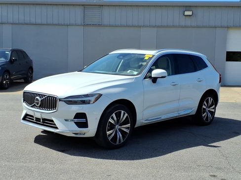 Used 2023 Volvo XC60 B5 Core w/ Protection Package AWD/4WD image 7
