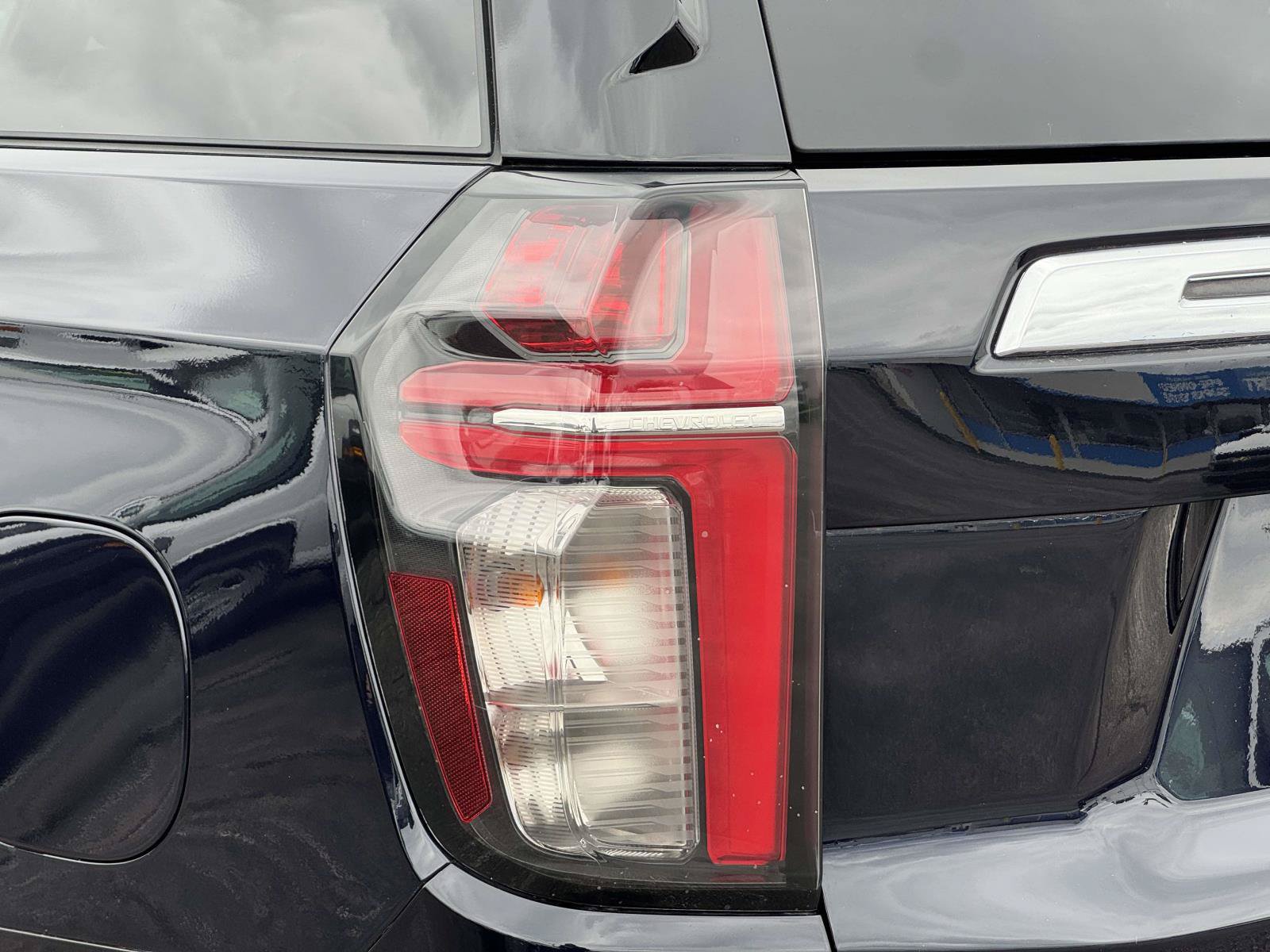 Used 2023 Chevrolet Tahoe Premier AWD/4WD image 30