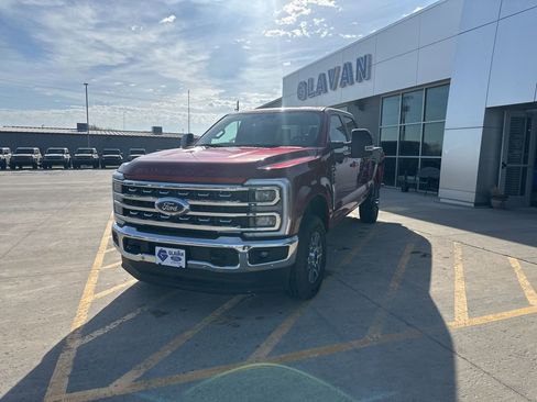 New 2026 Ford F350 Lariat w/ Lariat Ultimate Package AWD/4WD image 3