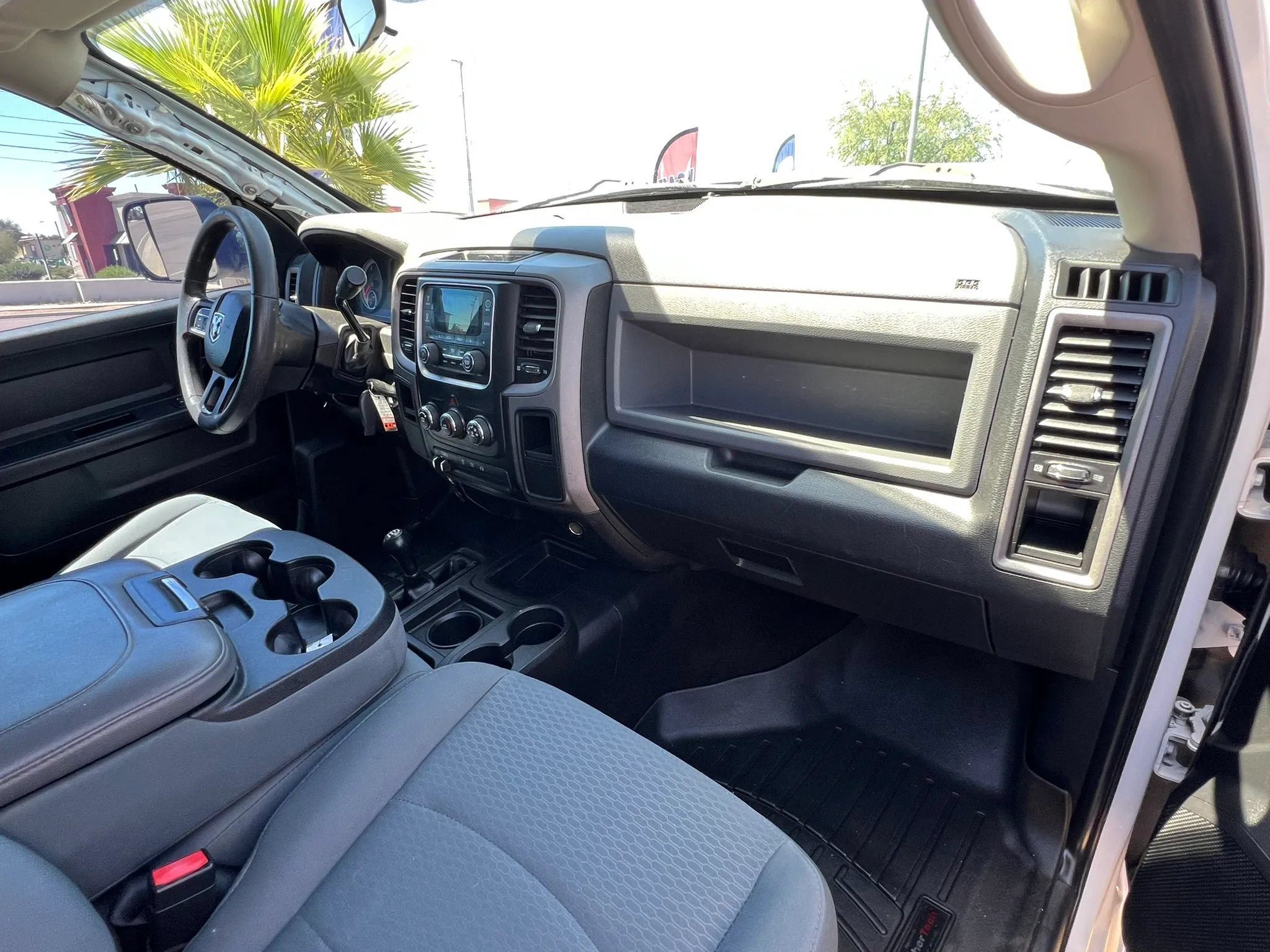 Used 2016 RAM 2500 Tradesman w/ Chrome Appearance Group AWD/4WD image 23