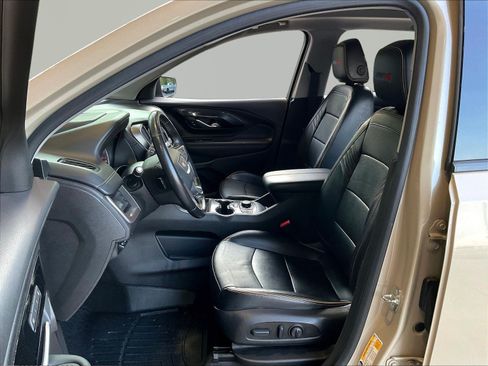 Used 2022 GMC Terrain AT4 w/ Tech Package AWD/4WD image 21