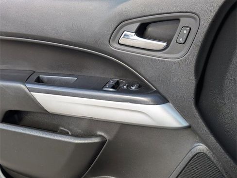 Used 2022 Chevrolet Colorado LT w/ Fleet Safety Package image 17