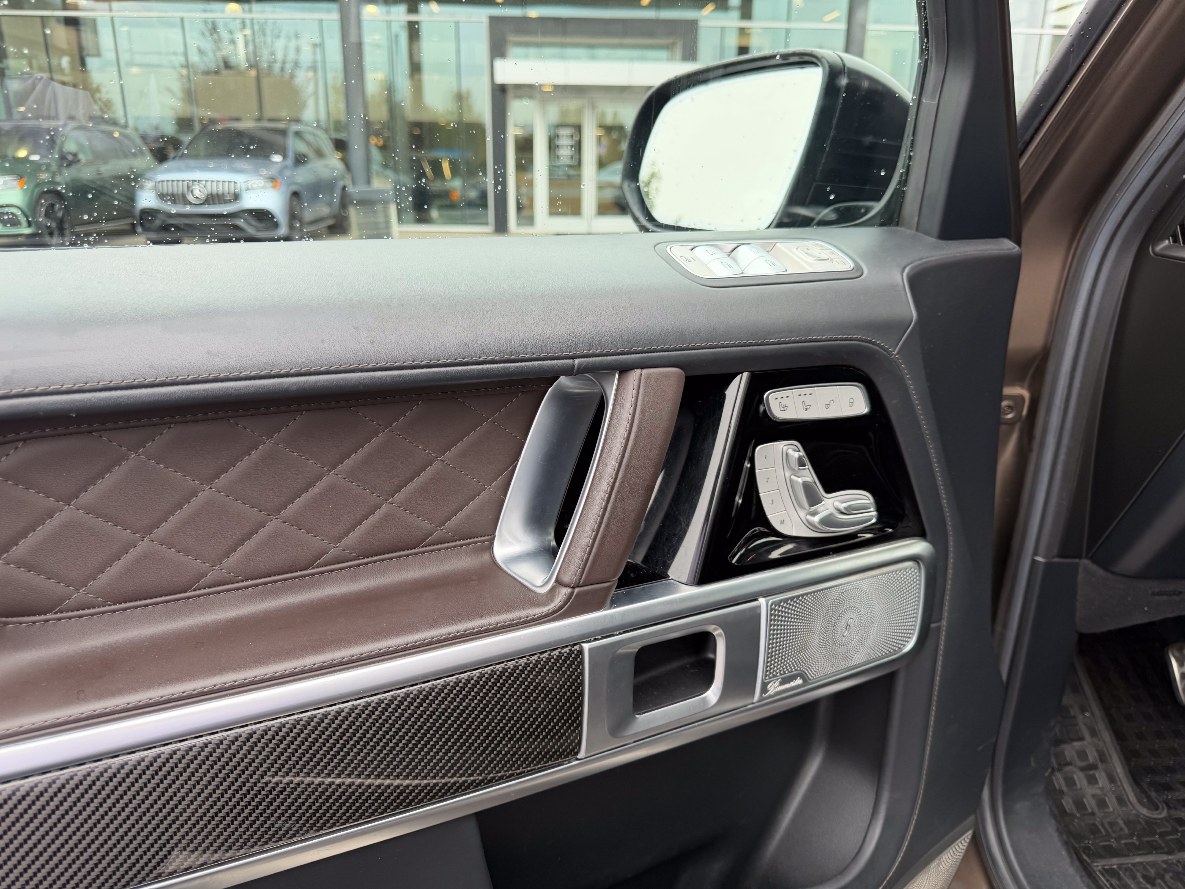 Used 2023 Mercedes-Benz G 550 image 4