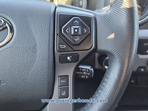 Used 2021 Toyota Tacoma TRD Sport image 20