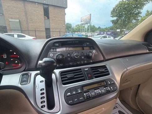 Used 2010 Honda Odyssey EX-L image 19
