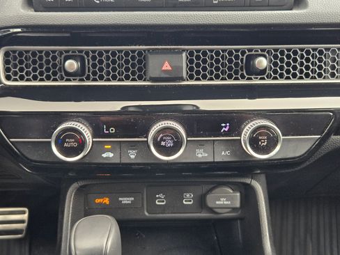 Used 2025 Honda Civic Sport image 18