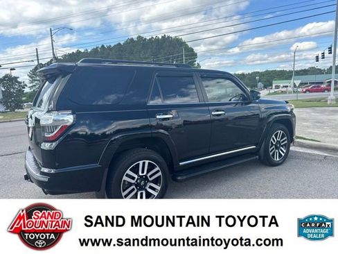 Used 2024 Toyota 4Runner Limited AWD/4WD image 3