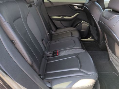 Used 2019 Audi Q8 Premium w/ Convenience Package AWD/4WD image 20
