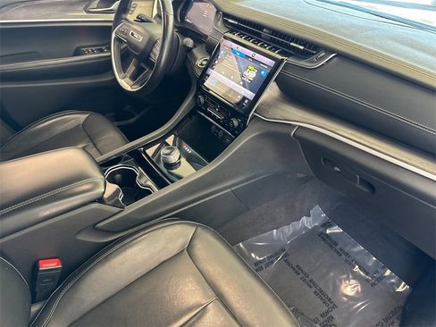 Used 2021 Jeep Grand Cherokee L Limited image 16