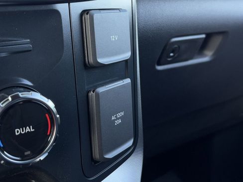 New 2025 Ford F150 Platinum w/ Equipment Group 702A High image 55