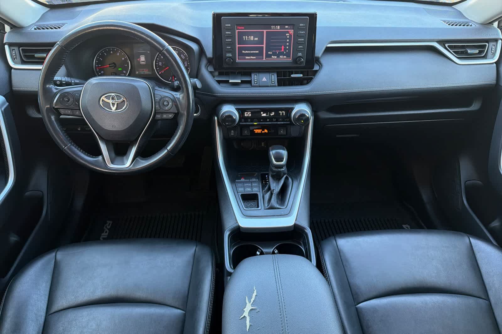 Used 2019 Toyota RAV4 XLE Premium w/ Cold Weather Package AWD/4WD image 3