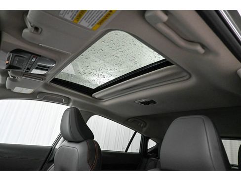 New 2025 Subaru Crosstrek 2.5i Limited w/ Crosstrek Mirror Package image 17