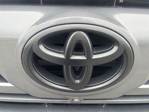 Used 2023 Toyota Tundra Limited image 32