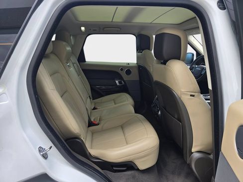 Used 2018 Land Rover Range Rover Sport HSE AWD/4WD image 13