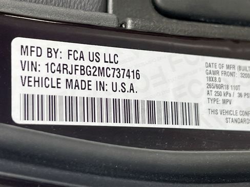 Used 2021 Jeep Grand Cherokee Limited image 32