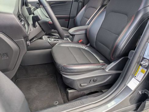 Used 2025 Ford Escape ST-Line AWD/4WD image 14