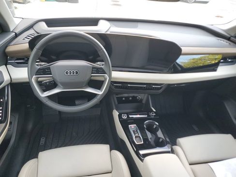 Used 2025 Audi Q6 e-tron Premium Plus w/ Premium Plus RWD image 3