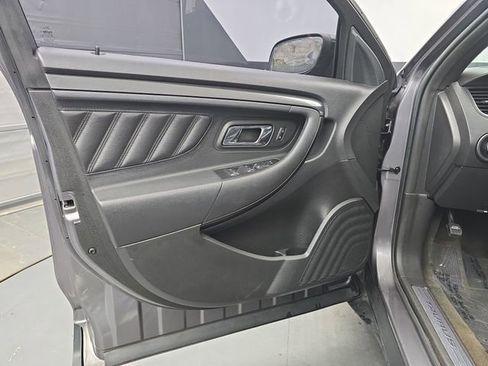 Used 2013 Ford Taurus SHO image 14