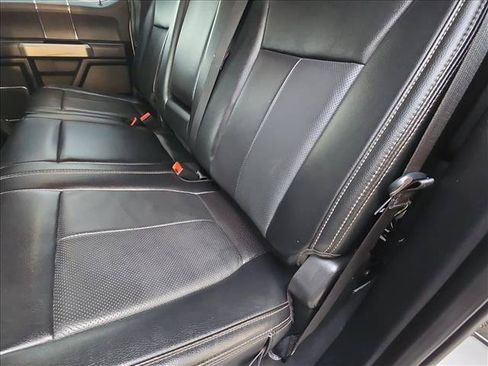 Used 2021 Ford F250 Lariat w/ Lariat Ultimate Package AWD/4WD image 20
