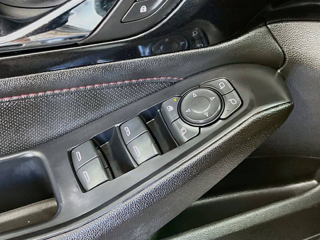 Used 2022 Chevrolet Traverse RS AWD/4WD image 18