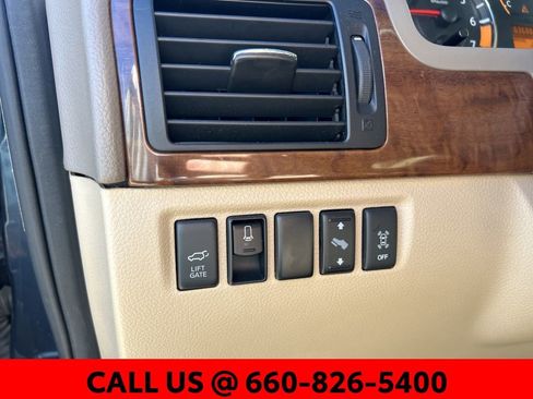 Used 2015 Nissan Armada Platinum w/ 2nd Row Captain Seat Package image 20