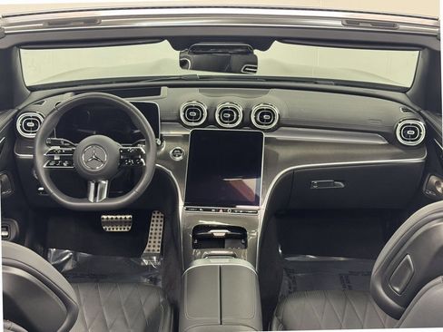 Certified 2024 Mercedes-Benz CLE 300 4MATIC Cabriolet w/ Driver Assistance Package image 27