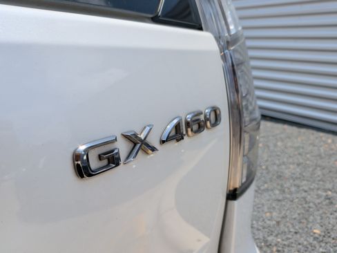 Used 2019 Lexus GX 460 Premium AWD/4WD image 36