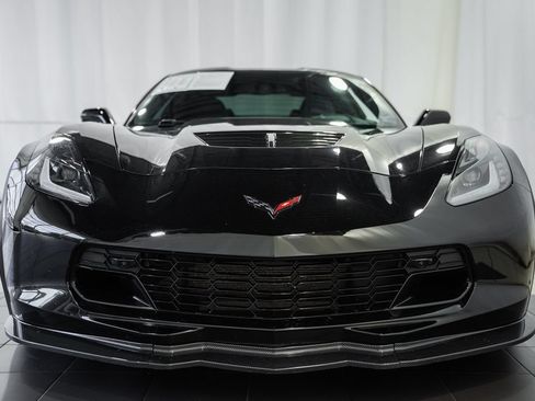 Used 2017 Chevrolet Corvette Z06 RWD image 2