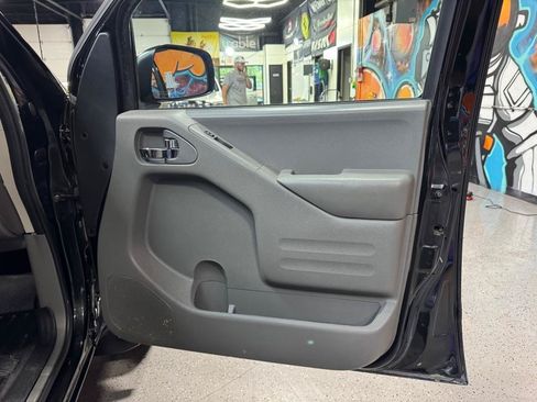 Used 2020 Nissan Frontier SV AWD/4WD image 18