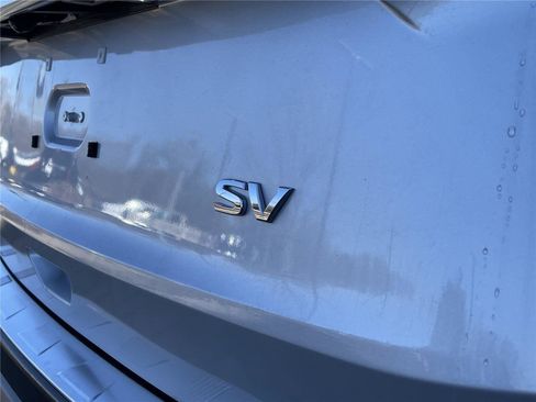 Used 2021 Nissan Rogue SV FWD image 11