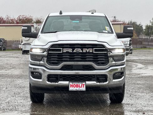 New 2026 RAM 2500 Big Horn image 8