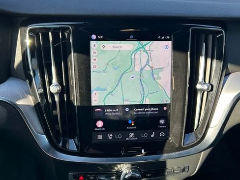 Used 2023 Volvo S60 B5 Plus w/ Climate Package image 7