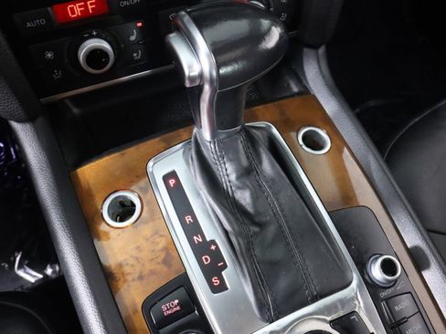 Used 2014 Audi Q7 3.0T S line Prestige w/ Technology Package image 24