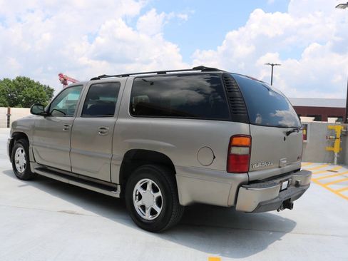 Used 2001 GMC Yukon XL Denali AWD/4WD image 34