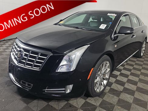 Used 2015 Cadillac XTS Luxury FWD image 1