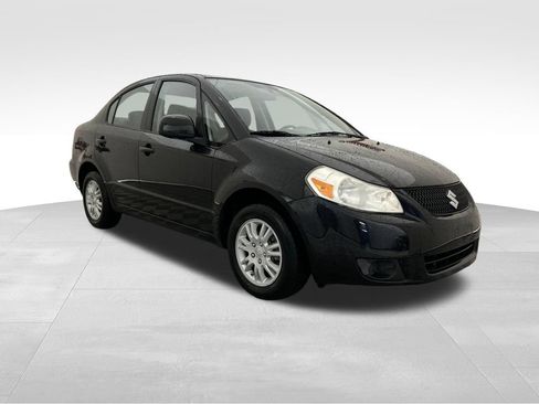 Used 2012 Suzuki SX4 LE FWD image 7