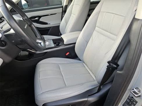 Used 2020 Land Rover Range Rover Evoque SE image 15