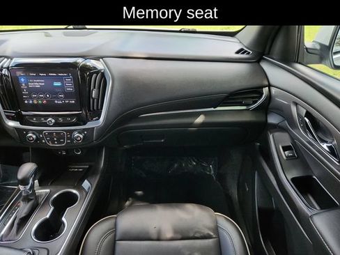 Used 2022 Chevrolet Traverse Premier w/ LPO, Floor Liner Package AWD/4WD image 24